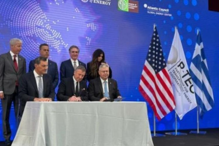 Θα τους επιτρέψουμε να κάνουν την περιοχή ενεργειακό και στρατιωτικό «υπομόχλιο» των ΗΠΑ;