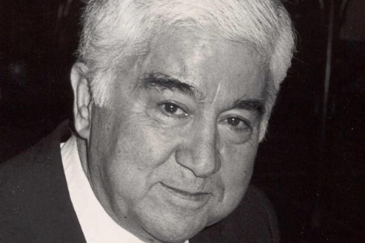 Αζίζ Νεσίν: Η μαχητική και ανυποχώρητη φωνή της Τουρκίας