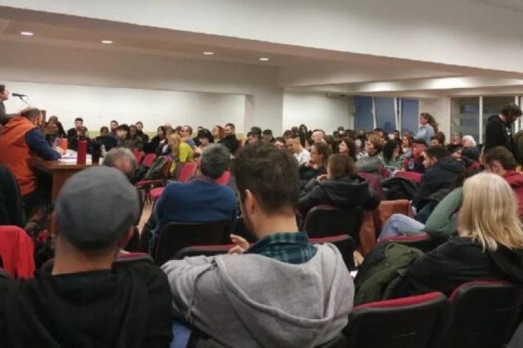 Μια απάντηση στην ΑΡΑΣ για τη συνέλευση της Πόλης Ανάποδα