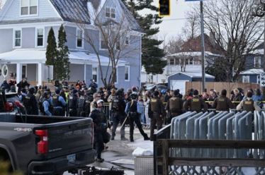 Η χούντα Τραμπ δολοφονεί εν ψυχρώ αμερικανούς πολίτες, της Αντωνίας Πάνου