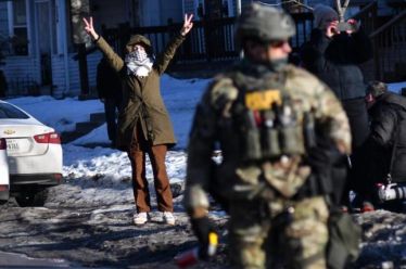 Ένας δάσκαλος από τη Μινεάπολη θέλει ολόκληρη τη χώρα στους δρόμους