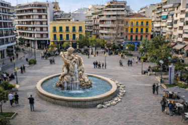 Ο ΔΗΜΗΤΡΗΣ ΤΡΑΠΕΖΙΩΤΗΣ ΓΙΑ ΕΝΑ ΔΡΟΣΕΡΟ ΚΑΙ ΕΛΚΥΣΤΙΚΟ ΑΓΡΙΝΙΟ ΠΡΟΤΕΙΝΕΙ: ΤΗΝ ΠΑΛΗ ΤΟΥ ΗΡΑΚΛΗ ΜΕ ΤΟΝ ΠΟΤΑΜΟ ΑΧΕΛΩΟ ΣΕ ΓΛΥΠΤΟ (ΕΝΑ ΣΥΝΤΡΙΒΑΝΙ ΤΟΠΟΣΗΜΟ)