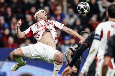 «Αντίο» με ισοπαλία στη Γερμανία