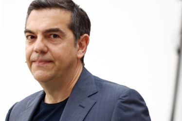 ΣΥΡΙΖΑ: Ο χορός των δερβίσηδων γύρω από τον Τσίπρα, του…
