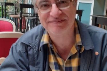 🎙️ Χρήστος Κεφαλής: “Όσο διαρκεί ο καπιταλισμός, το ενδεχόμενο ολοκληρωτικών εκτροπών είναι πάντα παρόν”