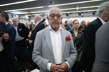 Λιοντάρι ο Νικήτας Καλαμάνης με τη διαρροή αλλά πάπια για τη στημένη εξεταστική