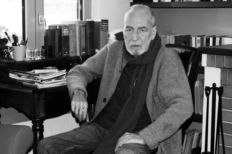 Του Πανεπιστημίου