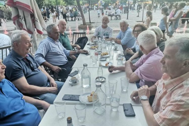 Την Παρασκευή και το Σαββατοκύριακο τα στελέχη της Νέας Αριστεράς Παναγιώτης Σκουρλέτης (πρώην Υπουργός) και Λεωνίδας  Καρίγιαννης με κλιμάκιο συντρόφων της Νομαρχιακής  Επιτροπής Αιτωλοακαρνανίας περιόδευσαν στο νομό μας.