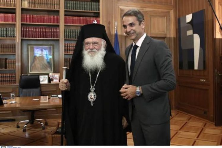 Η «Δεξιά του Κυρίου» ευημερεί (ενώ η κοινωνία υποφέρει)