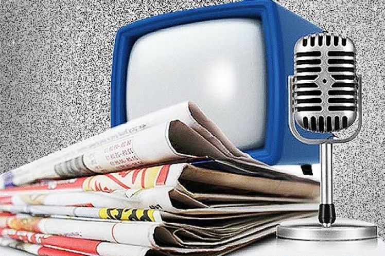 ΑΠΟΛΥΣΗ ΚΙΜΠΟΥΡΟΠΟΥΛΟΥ: Μια νέα διαχωριστική γραμμή στα Μέσα, του Λεωνίδα Βατικιώτη