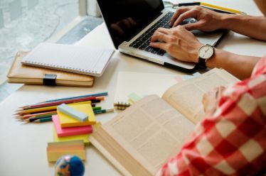 Τι σπουδάζουν στην Ευρώπη – Πρωταθλήτριες οι γυναίκες στα πτυχία