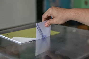 Η υπεξαίρεση της ψήφου